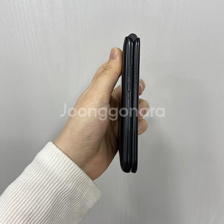 82679 A급. 스타일폴더폰 블랙 공기계 팝니다 7만...--7