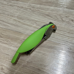 알레시 패롯 와인오프너 그린