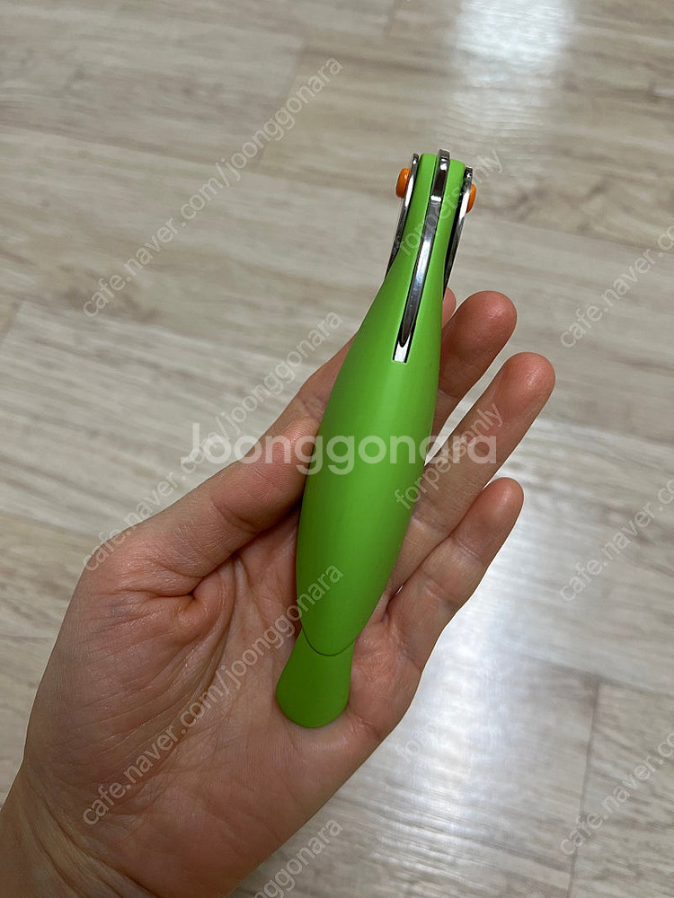 알레시 패롯 와인오프너 그린--1