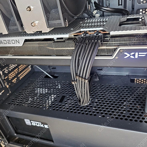 XFX 라데온 RX 7800 XT merc 머큐리 팝니다