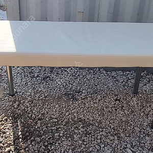 열선피부베드(미용베드) / 열선경락베드 / 왁싱베드 / 반영구베드 / 의자 / 온장고 / 확대경 / 스티머 급판매 이미지