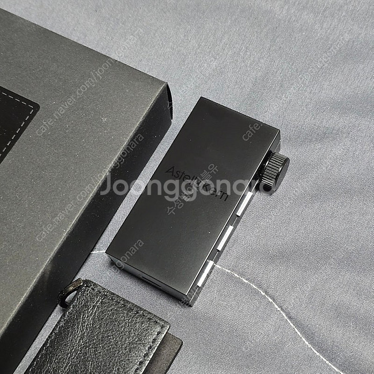 아스텔앤컨 Astell&Kern HB1 블루투스 꼬다리 + 정품 케이스--2