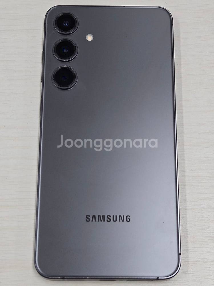 갤럭시 S24플러스 블랙색상 256용량 상태좋은 무잔상...--0