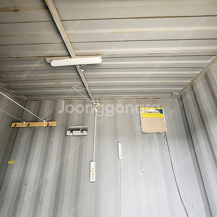 [경기도 여주] 3M x 2M 창고용 중고 컨테이너! 외부 도색 완료 + 전기설비 포함!--3