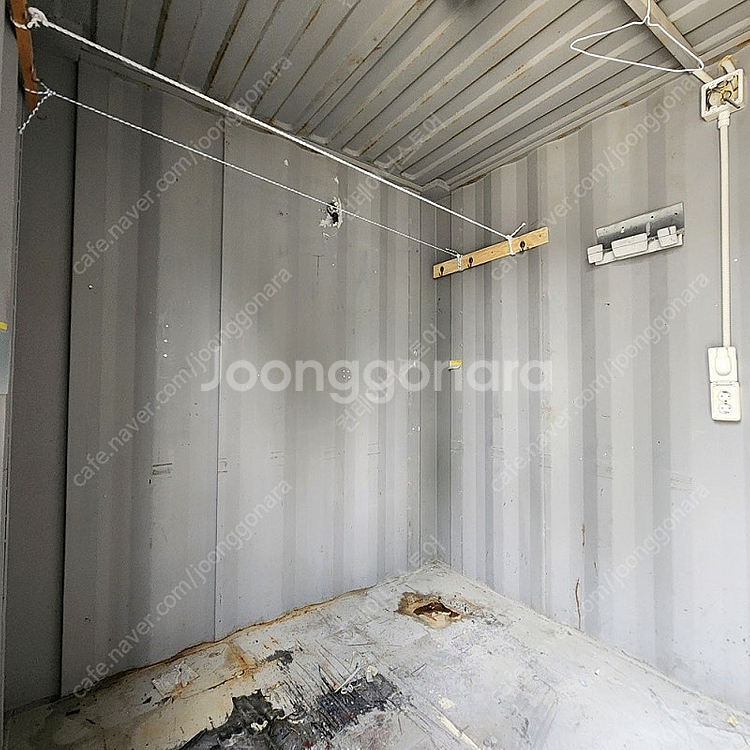 [경기도 여주] 3M x 2M 창고용 중고 컨테이너! 외부 도색 완료 + 전기설비 포함!--5