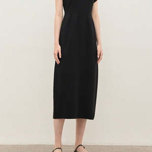 더캐시미어 홀가먼트 벌룬 니트 드레스 - 블랙 / 85