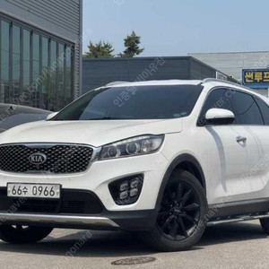 @15년식 올 뉴쏘렌토 R2.2 2WD 노블레스 스페셜 전국최저가격전액할부저신용최대72개월카드리스차량 상태 좋습니다