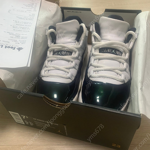 조던11 로우 255 중고