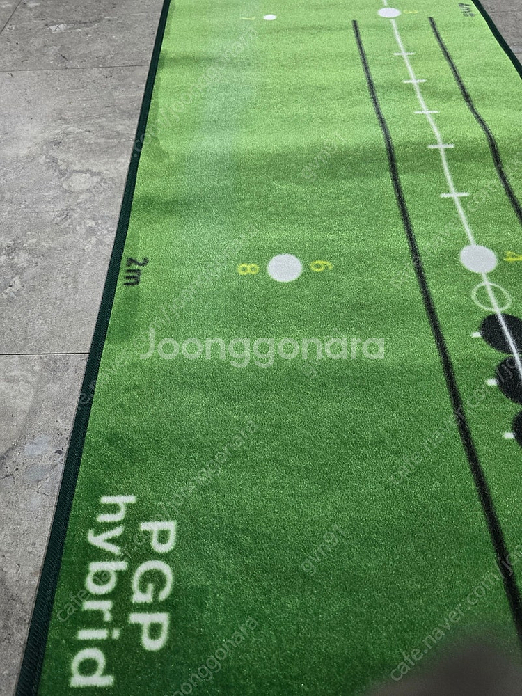 편백나무 골프 퍼팅연습기 매트 염색불량으로 싸게 팝니다--3