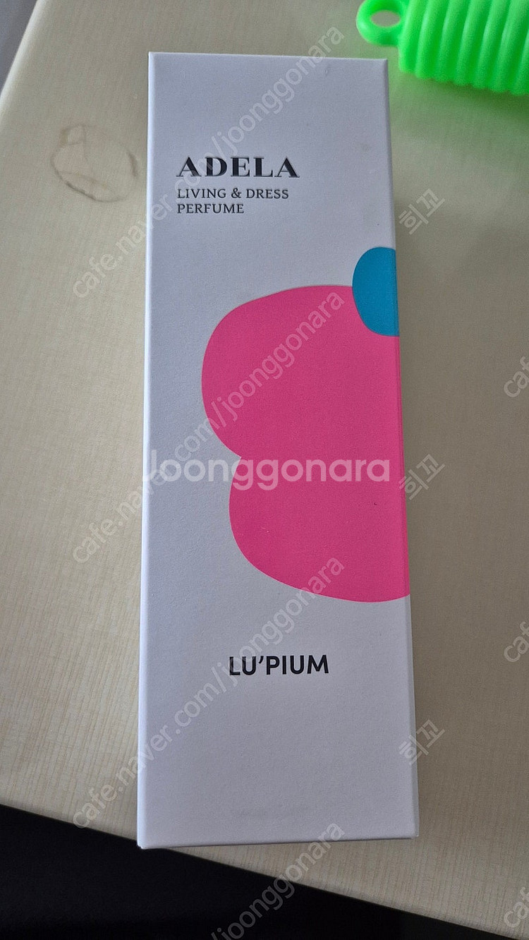 루피움 리빙 앤 드레스 퍼퓸 아델라 200ml--0