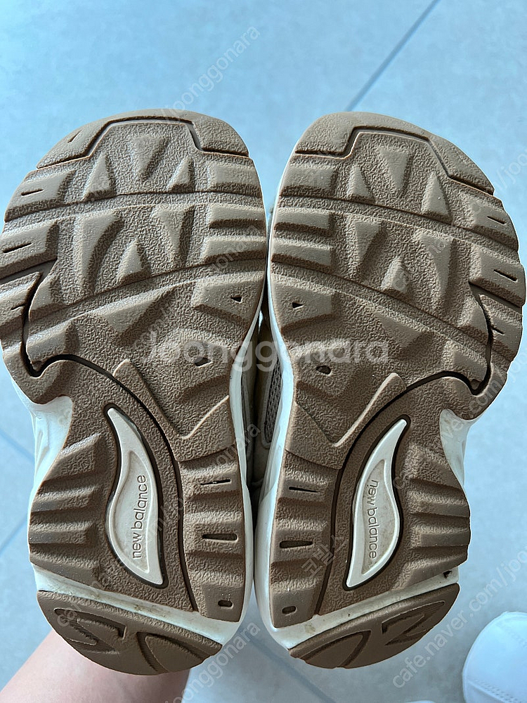 뉴발란스878 베이지 145--4