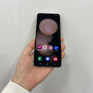 88561 갤럭시Z플립5 크림 256GB 부산 중고폰 팝니다 34만원