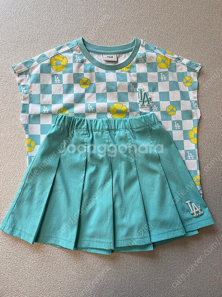 MLB 여아 상하복 130사이즈--0