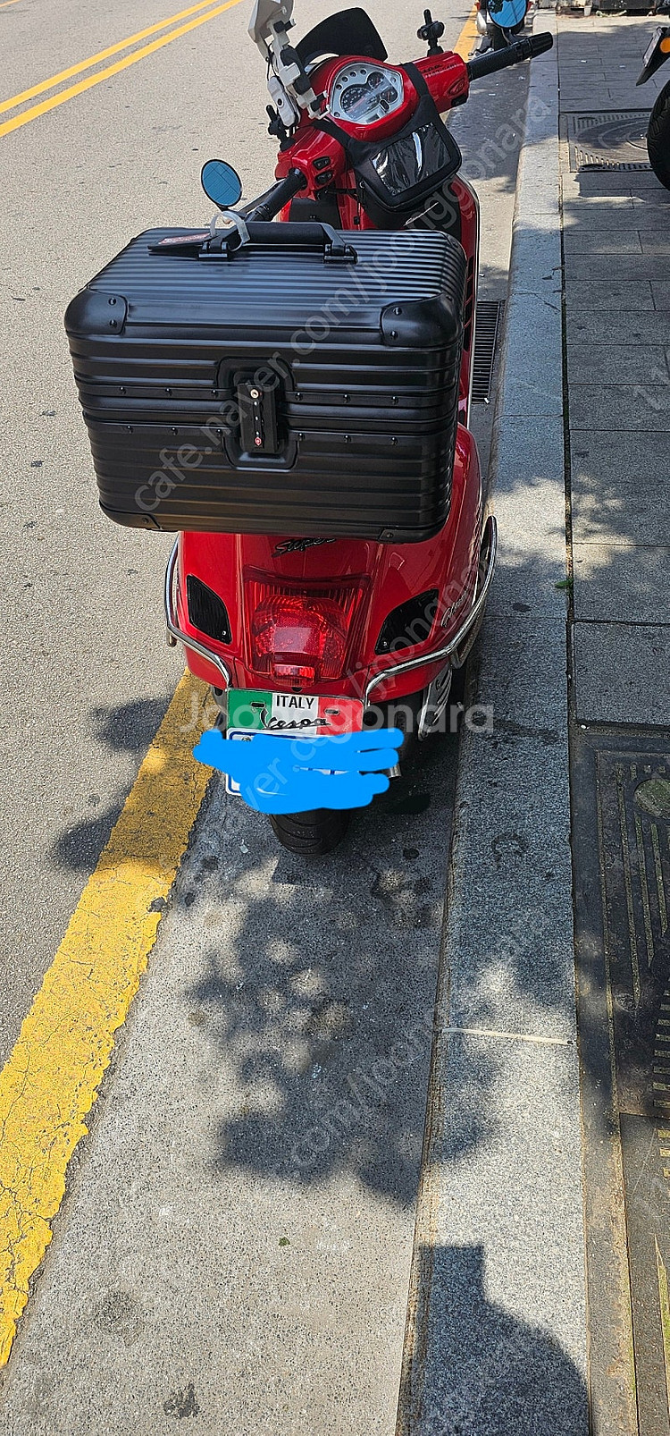 12년식 베스파 gts300 팝니다--1