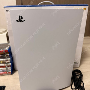 PS5 본체 및 추가 컨트롤러 판매합니다.