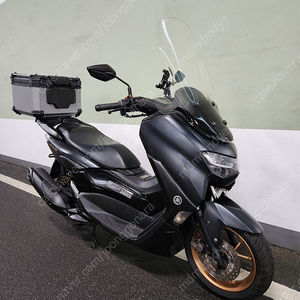 23년식 야마하 nmax125 상태A급 판매합니다.