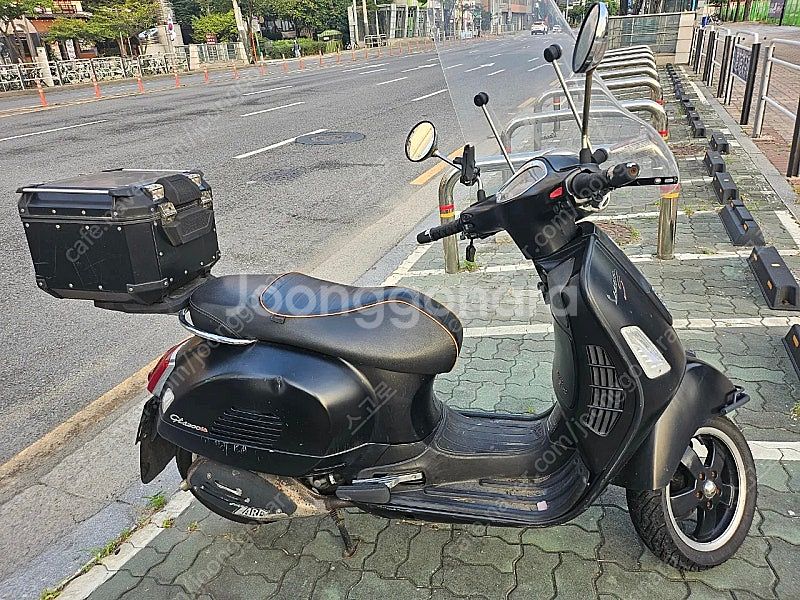 베스파 2015년식 GTS300 판매합니다--1