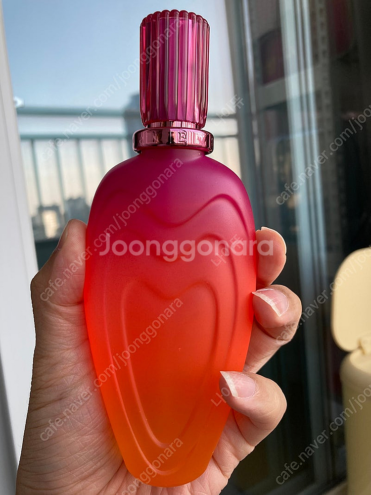 에스까다 트로피컬 펀치 edt 100ml 향수 판매합니...--0