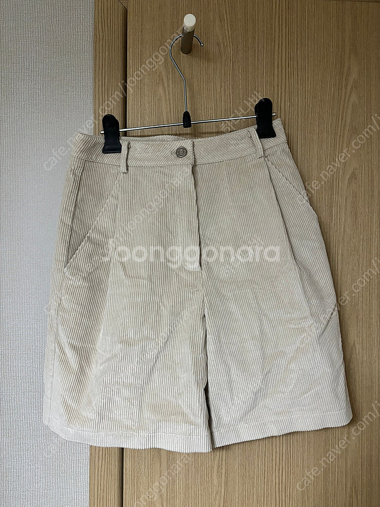 (1회착용) 루에브르 코듀로이 버뮤다팬츠 아이보리 S사...--2