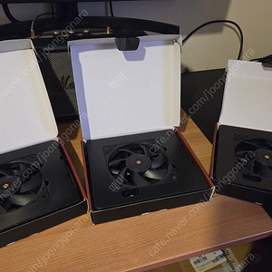 녹투아 크로막스 NF-A12x15 PWM 3개 일괄 판매 합니다.
