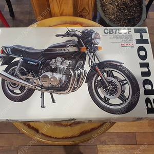 타미야 혼다 CB750F 1/6 사이즈
