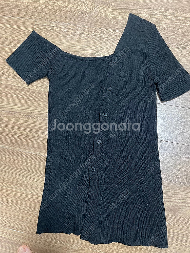 다이애그널 오프숄더 니트 ONE OFF SHOULDER...--1