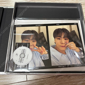 아스트로 앨범 문빈 산하 팬콘 usb 버전 팝니다