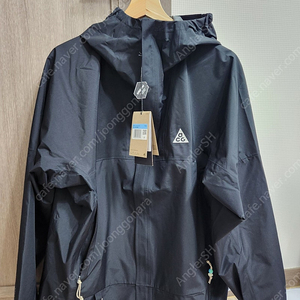 나이키 acg 스톰핏 케스케이드