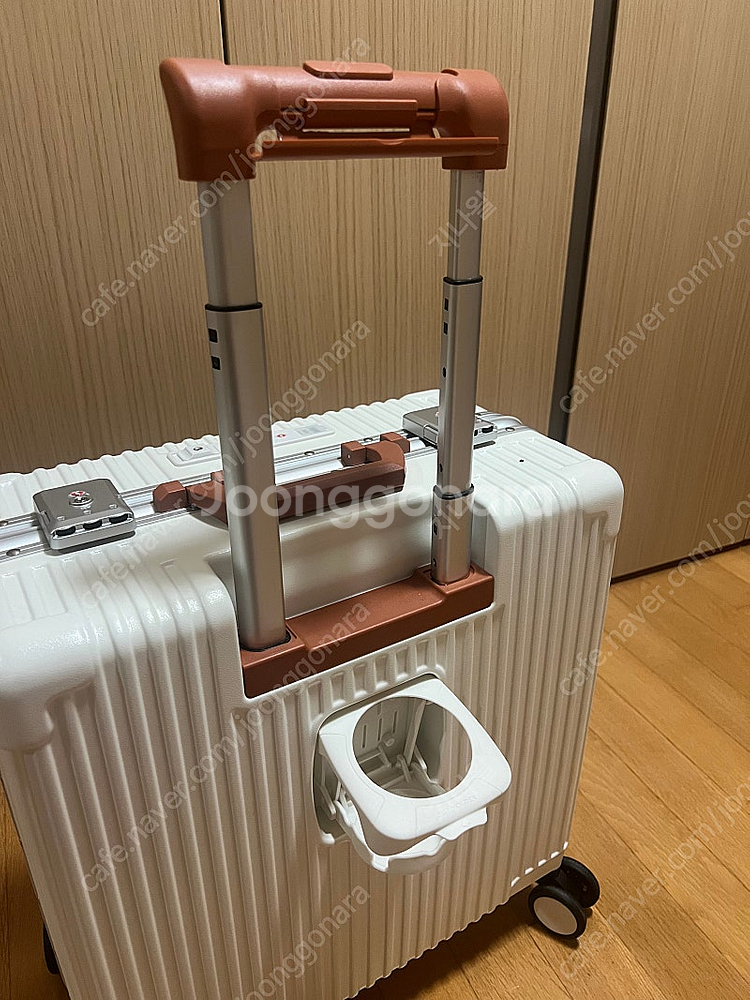 베르만 캐리어 18인치--2