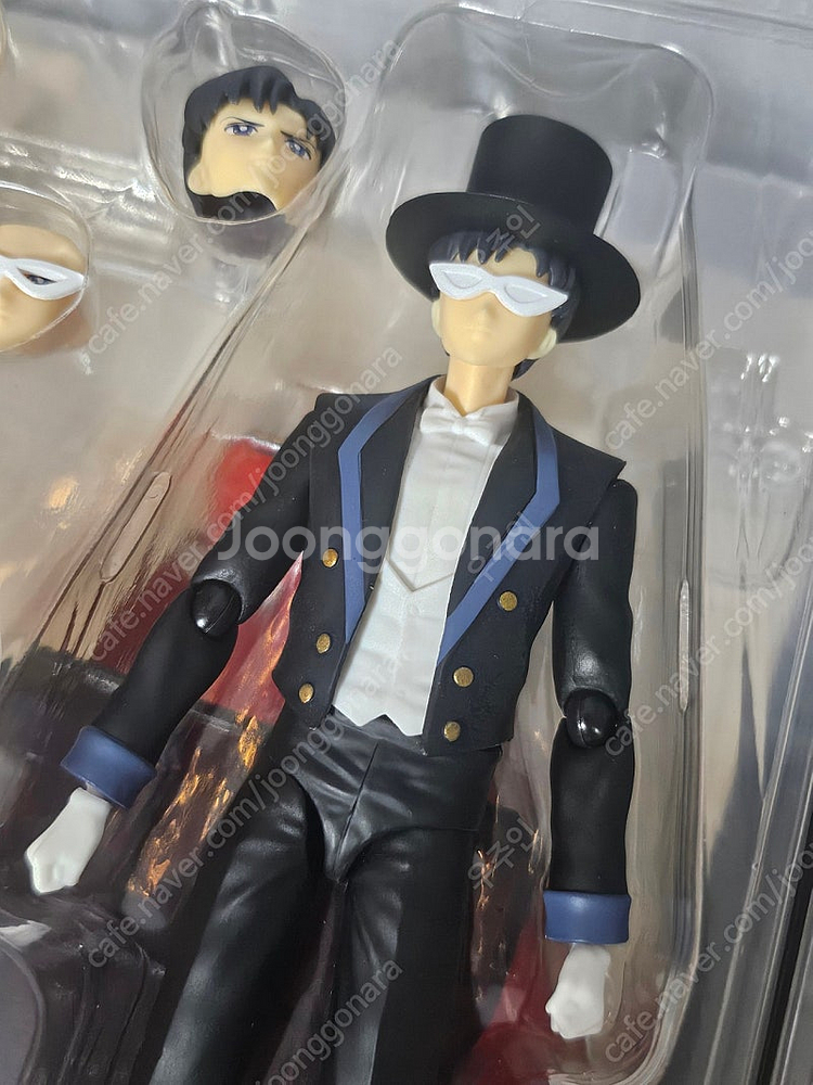 shf 턱시도가면 판매 (개봉품) 액션피규어 세일러문--3