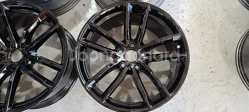 bmw g30 662m 블랙유광 18인치 순정휠 대품판...--1