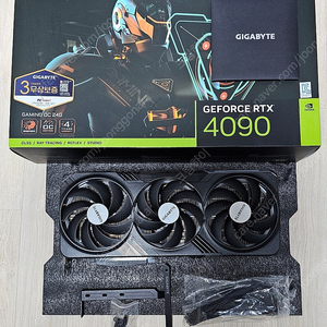 RTX 4090 게이밍OC 팔아요.