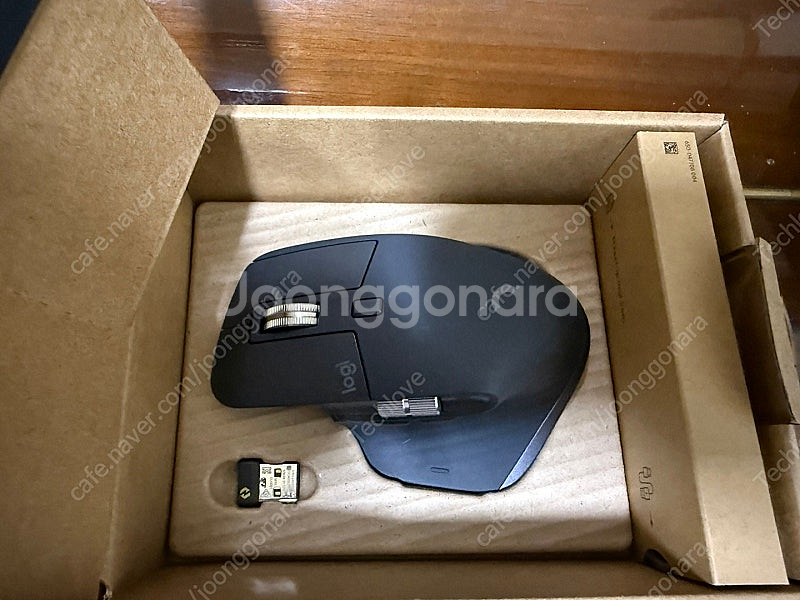 로지텍 MX MASTER 3S 무선 마우스 판매합니다.--3