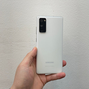 갤럭시S20FE 화이트 128GB 무잔상 상태좋은 중고15만팝니다