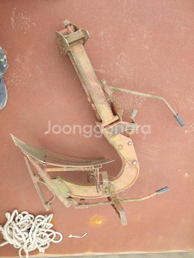 경운기 쟁기+핀+배토기--0