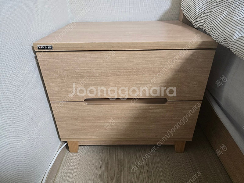 보루네오 침대,협탁,서랍장--4