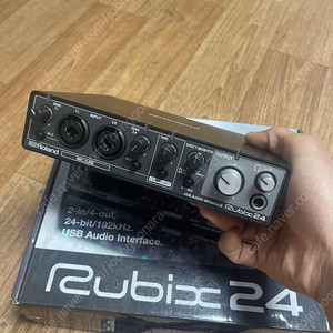 롤랜드 루빅스 오디오인터페이스 Roland rubix 24 판매합니다
