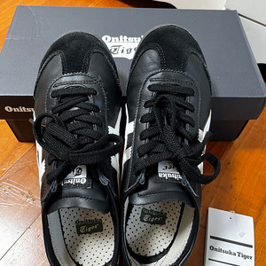 오니츠카타이거 멕시코66 블랙 (235)