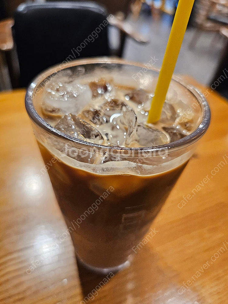 스타벅스 프리퀀시 미션1 3500 일반5개 개당 3000 팝니다.--0