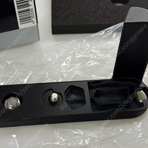 라이카 M11 그립, M11 배터리(BP-SCL7), E46 렌즈캡, E49 렌즈캡