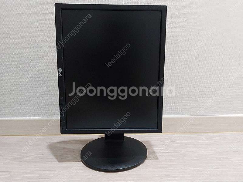 lg 19mb35p 19인치 5:4비율 ips 모니터....--3