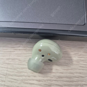 갤럭시 버즈2 올리브 왼쪽 유닛