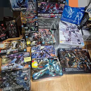 미개봉 RG 메카코어 사자비,DX초합금,메빌(메탈빌드), PG, MG, HG등급 건프라/건담 판매합니다.