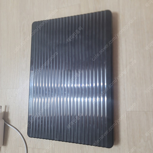 맥북프로 14인치M3 18GB 512GB 24년 6월구입 사이클17 배터리100 급처팜니다
