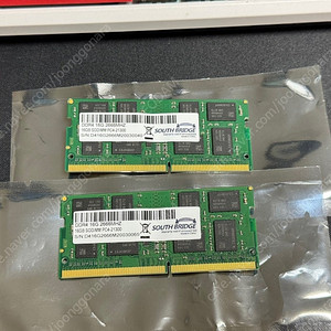 DDR4 램 16기가 두장 (노트북용)