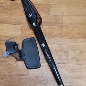 일렉트로룩스 2 in 1 무선청소기 (방전.부품용) - 35000원