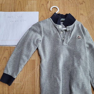 몽클레르 유아 티셔츠 4y