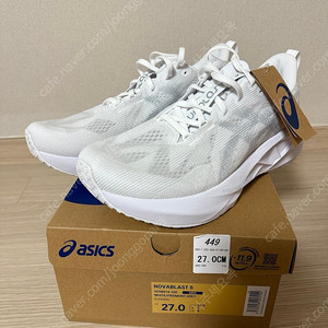아식스 노바블라스트5 화이트 270mm (새상품)