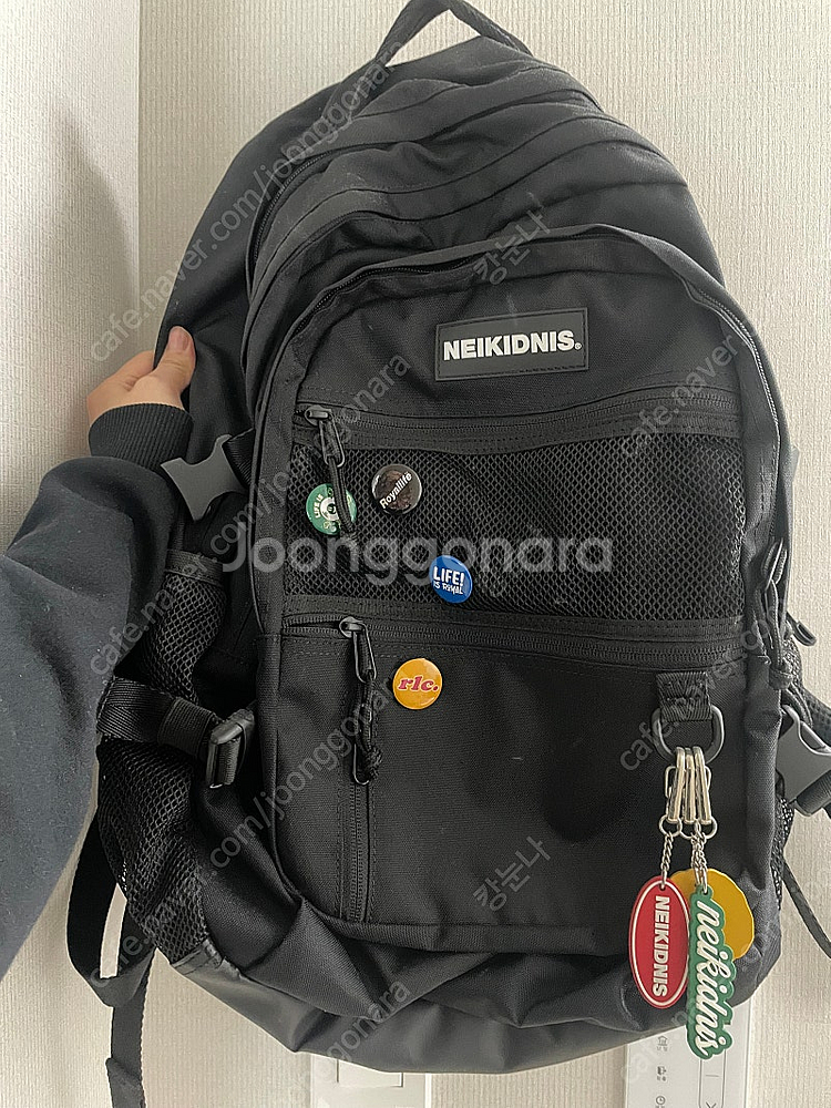 네이키드니스 백팩 (키링 뱃지 숄더파우치 포함)--0