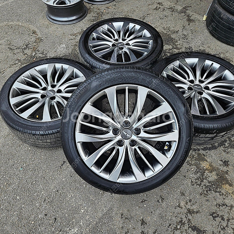 [판매] 제네시스 DH G80 19인치 순정휠 타이어 세트 판매 합니다 245 40 19 275 35 19--0